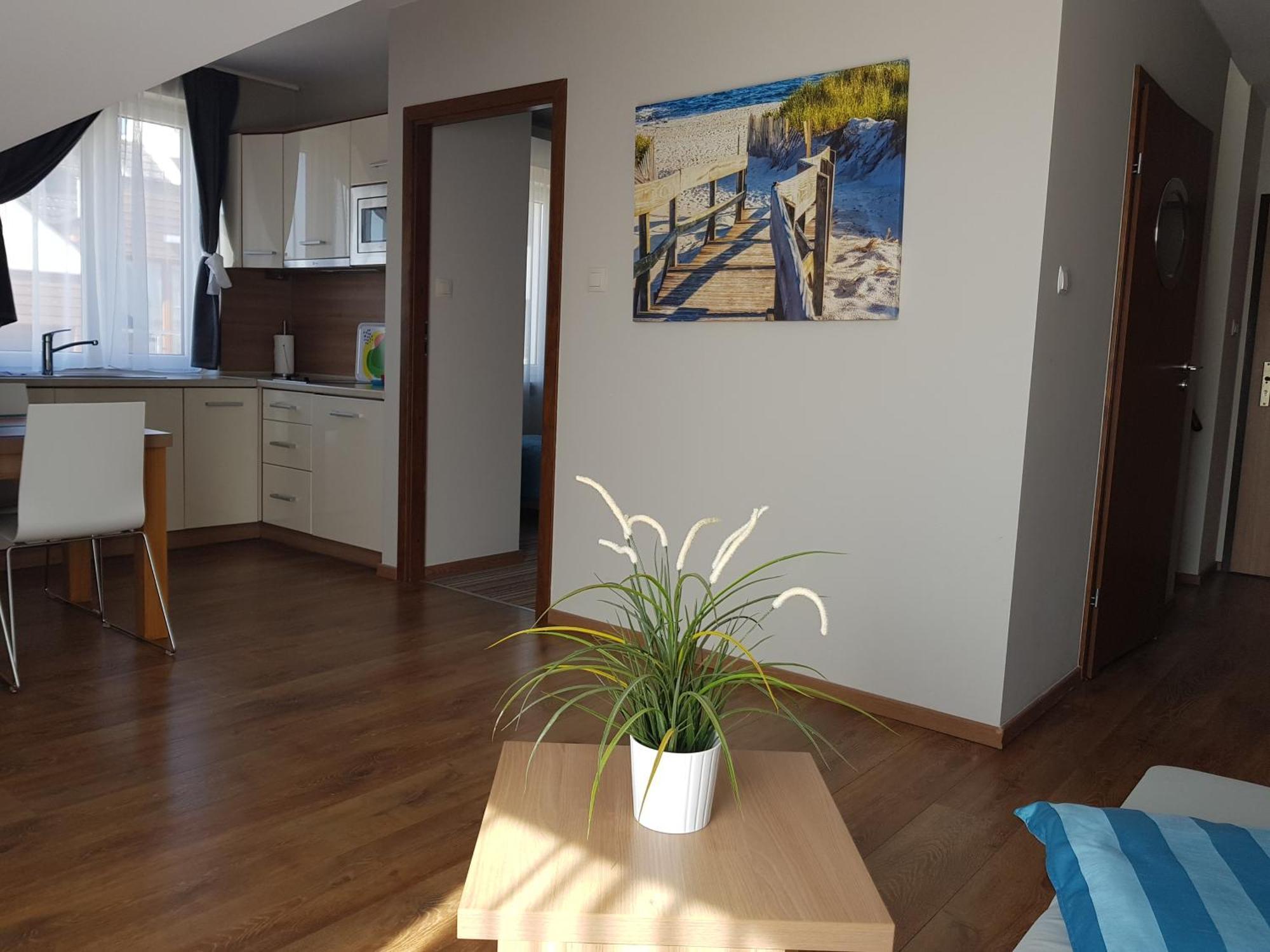 Marina Jastarnia Apartamenty W Budynku Z Basenem الغرفة الصورة