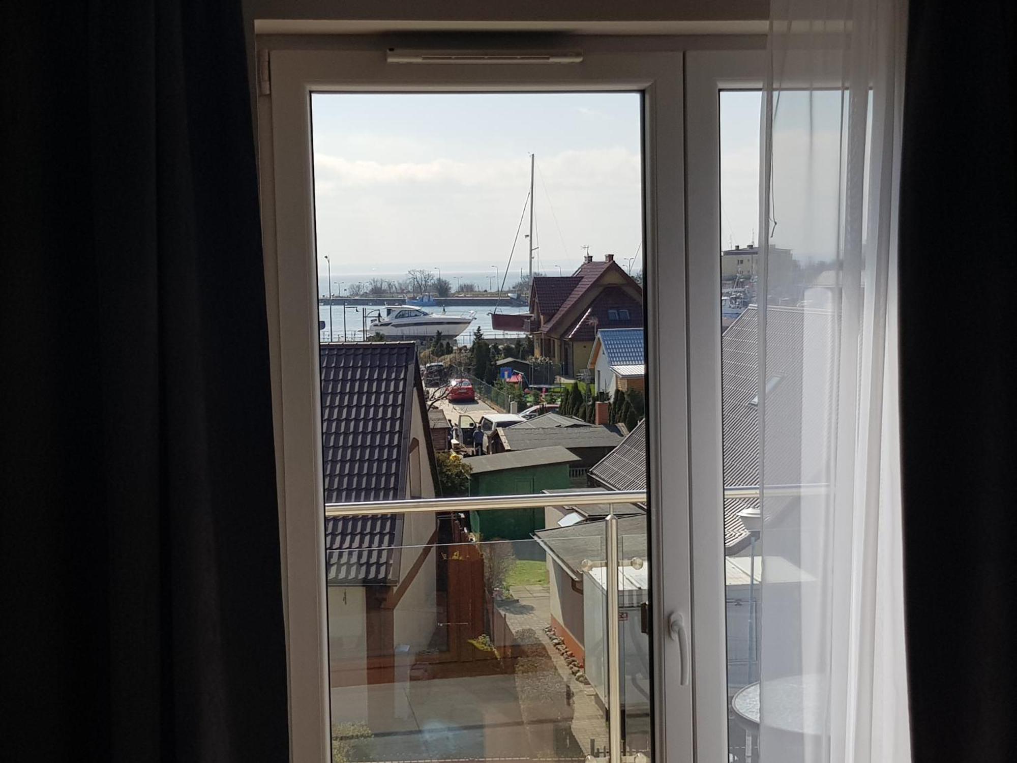 Marina Jastarnia Apartamenty W Budynku Z Basenem الغرفة الصورة