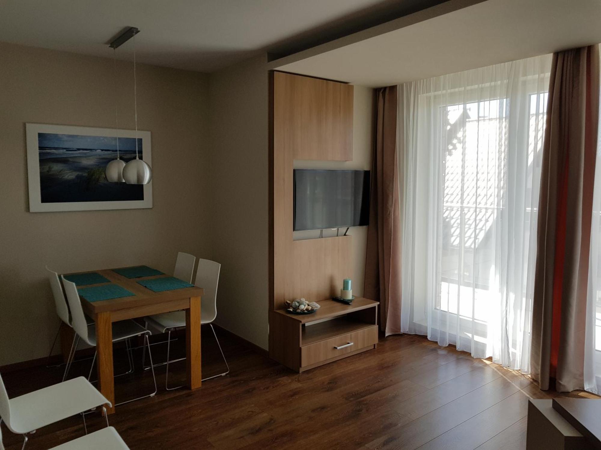 Marina Jastarnia Apartamenty W Budynku Z Basenem الغرفة الصورة