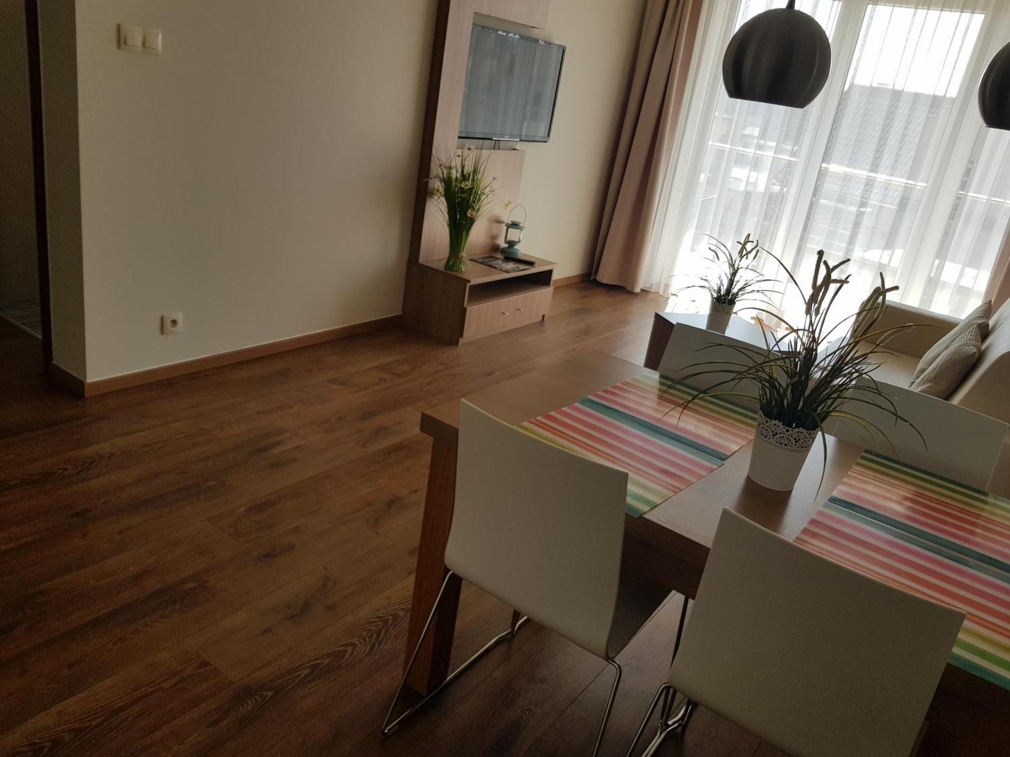 Marina Jastarnia Apartamenty W Budynku Z Basenem الغرفة الصورة