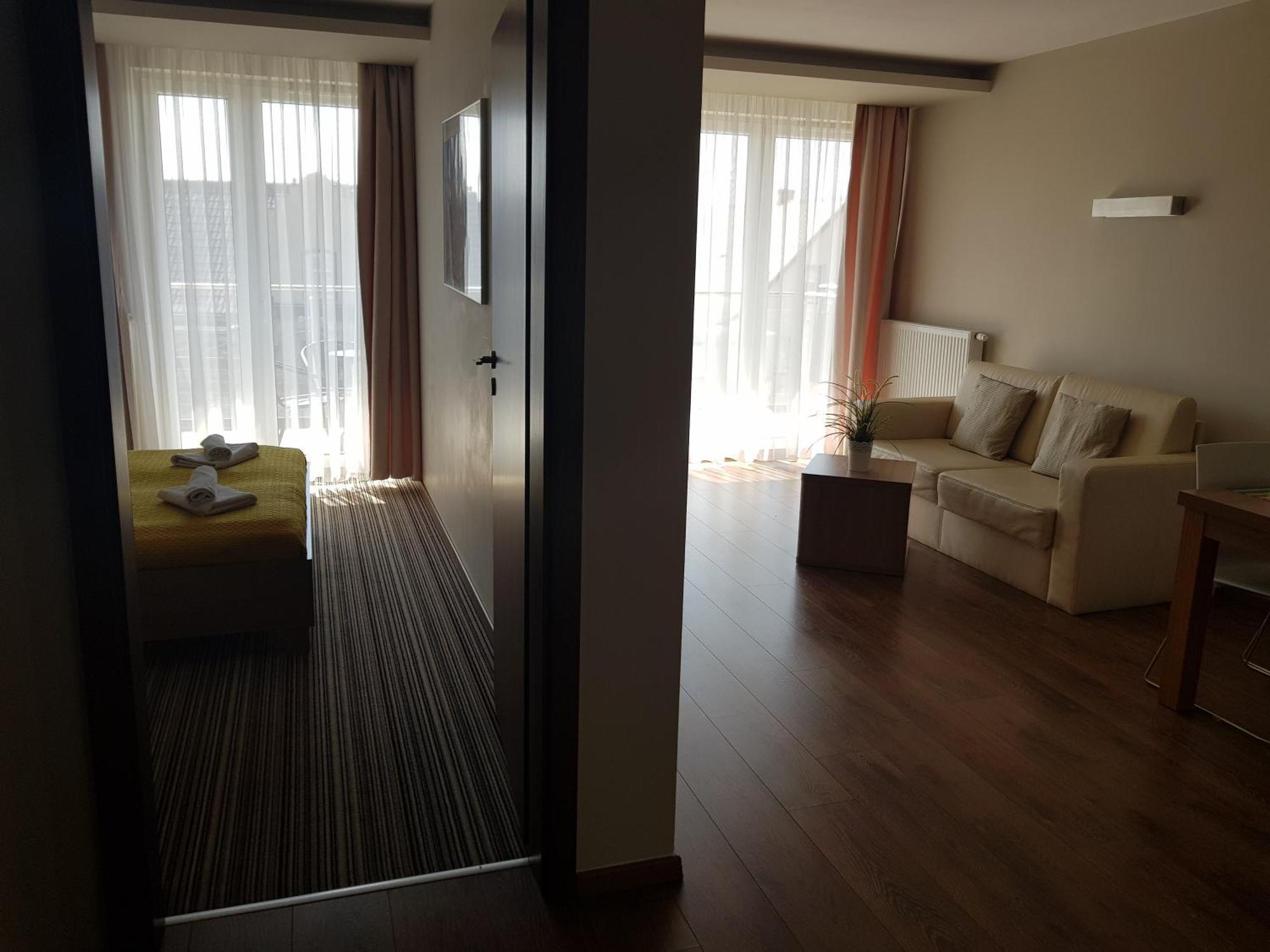 Marina Jastarnia Apartamenty W Budynku Z Basenem الغرفة الصورة