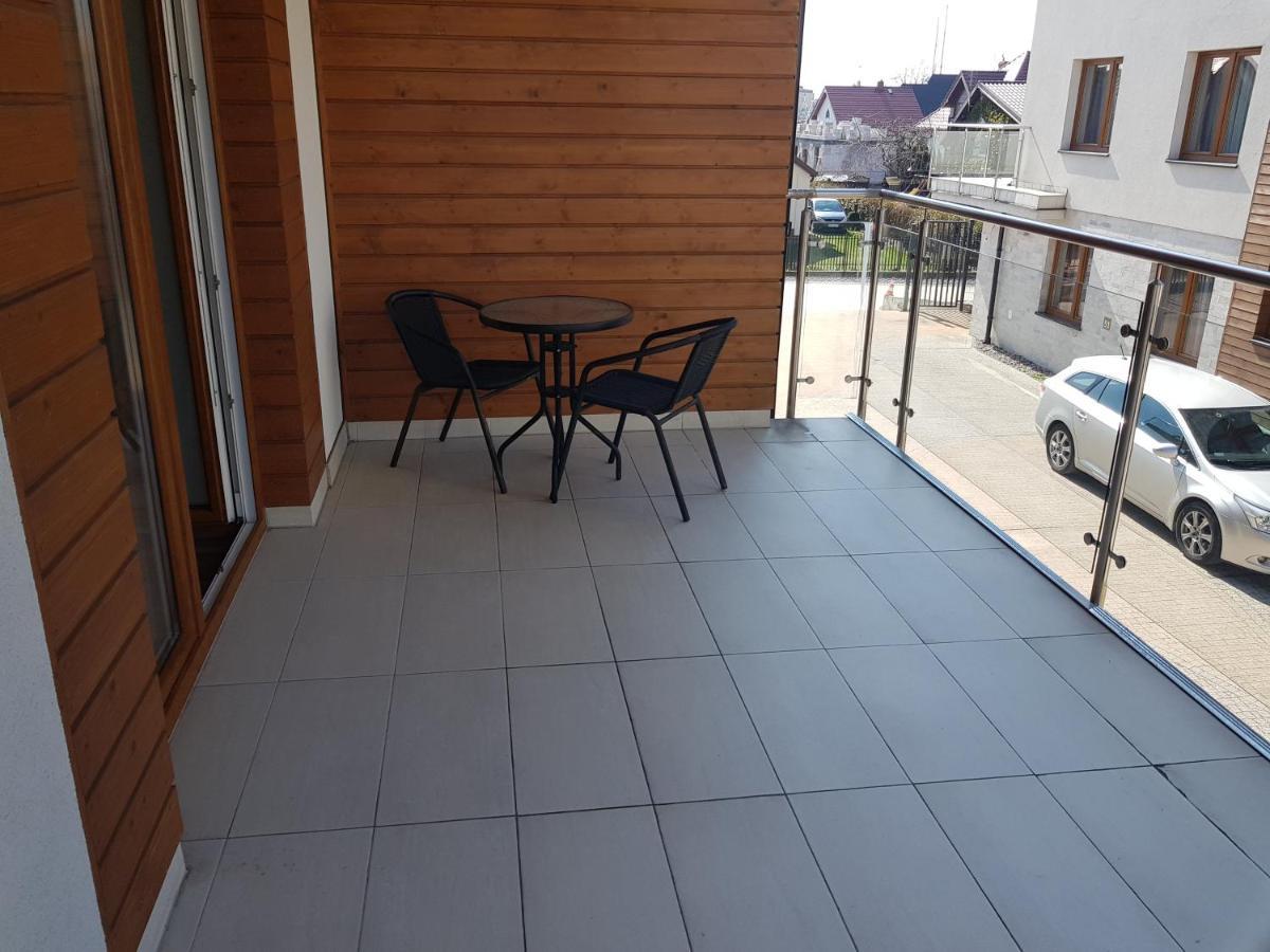 Marina Jastarnia Apartamenty W Budynku Z Basenem المظهر الخارجي الصورة