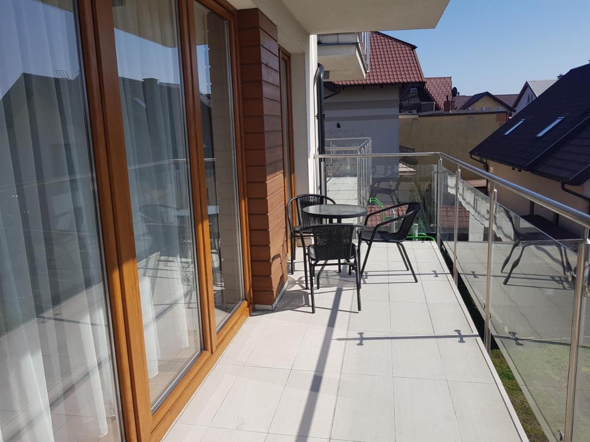 Marina Jastarnia Apartamenty W Budynku Z Basenem المظهر الخارجي الصورة