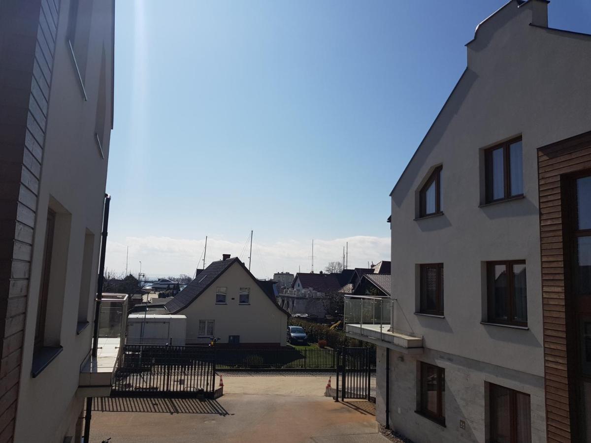 Marina Jastarnia Apartamenty W Budynku Z Basenem المظهر الخارجي الصورة